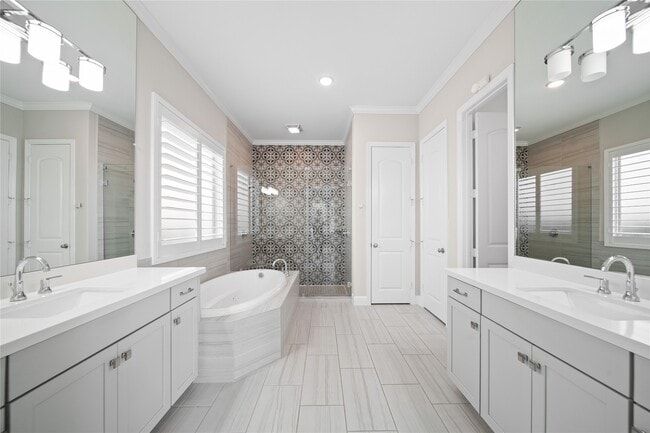 Building Photo - 6411 Tarrion Bay Ln