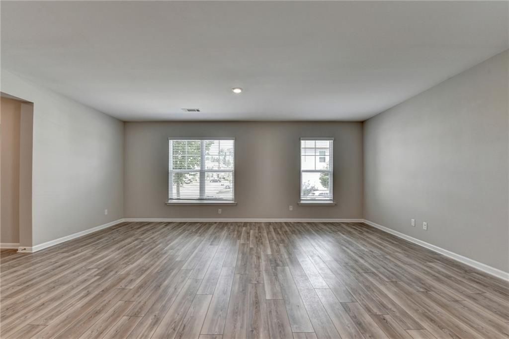 Building Photo - 4335 Magpie Dr