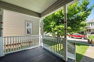 Building Photo - 2584 Deming Ave