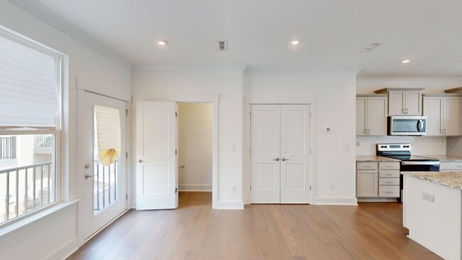 Building Photo - 1457 Briar Creek Rd