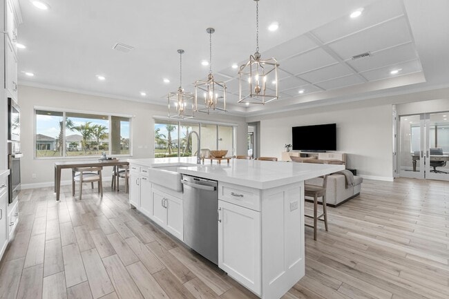 Building Photo - 12272 Waterstone Cir