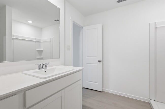 Building Photo - 3040 Campeiro Ave
