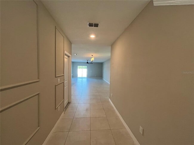 Building Photo - 241 Argyll Dr