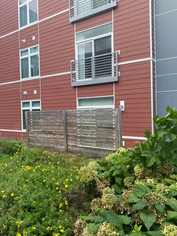 Building Photo - 99 Tremont St