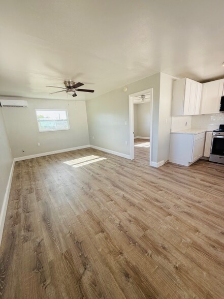 Building Photo - 1128 Neptune Dr