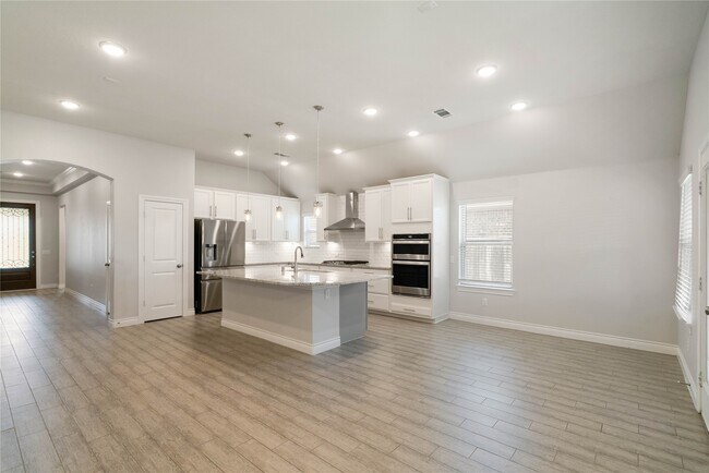 Building Photo - 67 Pioneer Canyon Pl