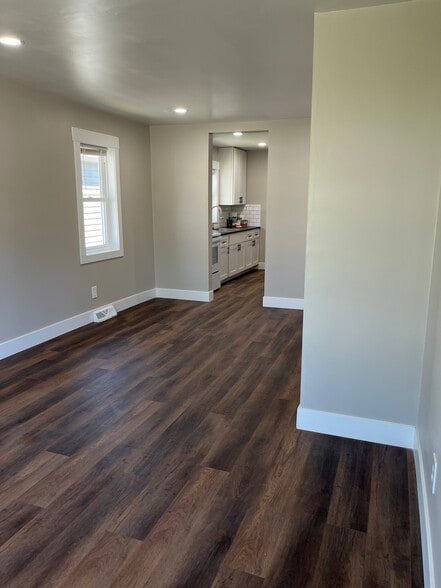 Building Photo - 1320 Fairlawn Ave