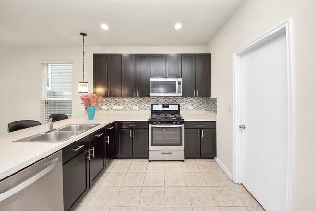 Building Photo - 19403 Tinway Ct