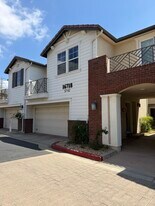 Building Photo - 16718 Nicklaus Dr