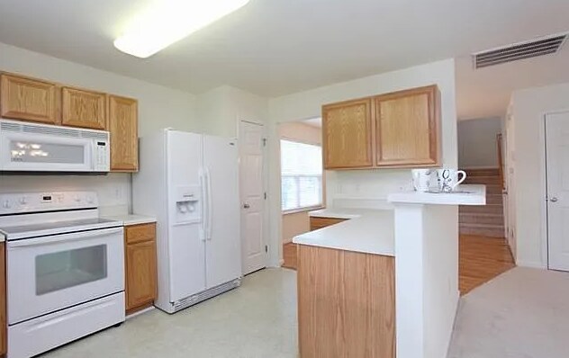 kitchen - 1210 Orchard Oriole Ln