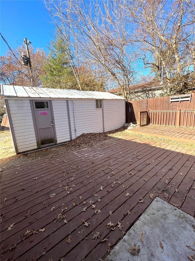 Building Photo - 13 Rusty Wil Dr