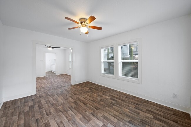 Primary Photo - 5110 Avenue H