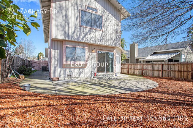 Building Photo - 390 Zachary Dr