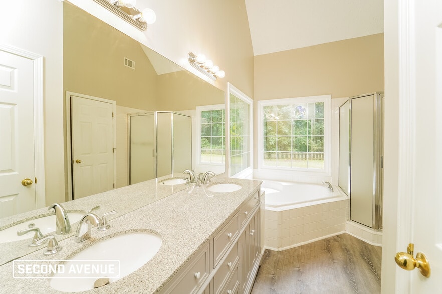 Building Photo - 269 Yorkshire Pl