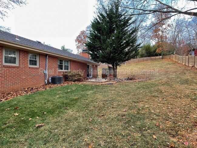 Building Photo - 1508 Chesley Pl