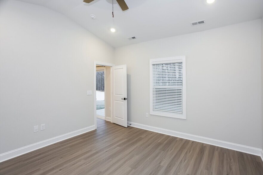 Building Photo - 171 Wembury Ln