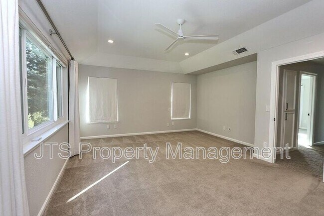 Building Photo - 2696 Prestwick Dr