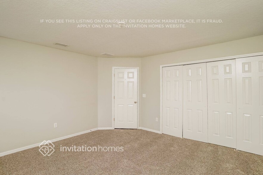 Building Photo - 9305 Zincoe Ln