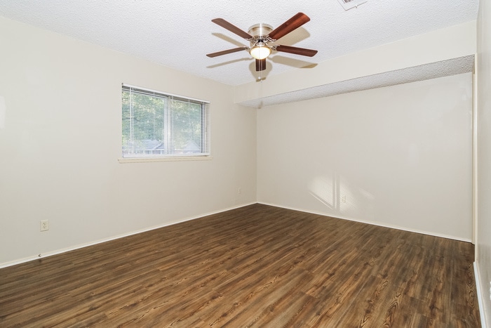 Building Photo - 1518 Lenore St