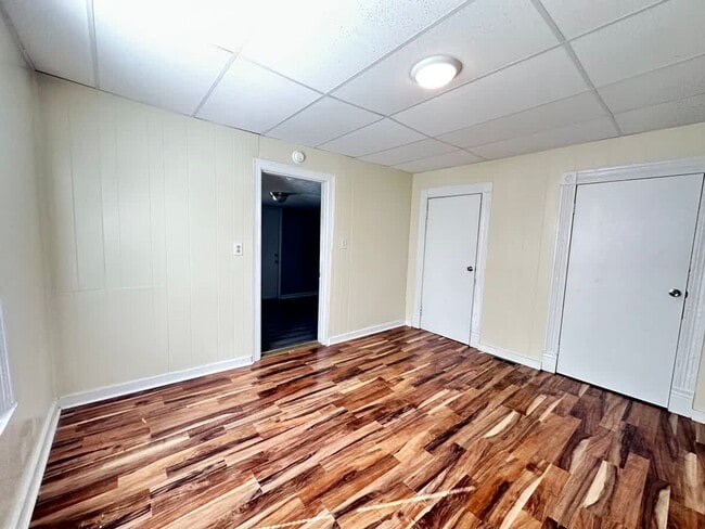 Building Photo - 252 E Loudon Ave