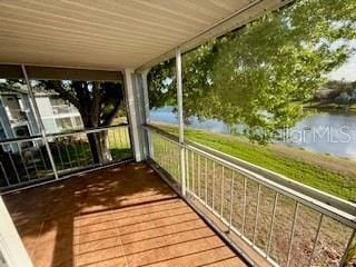 Building Photo - 2565 Grassy Point Dr