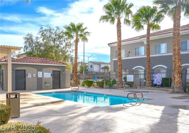 Building Photo - 10245 S Maryland Pkwy