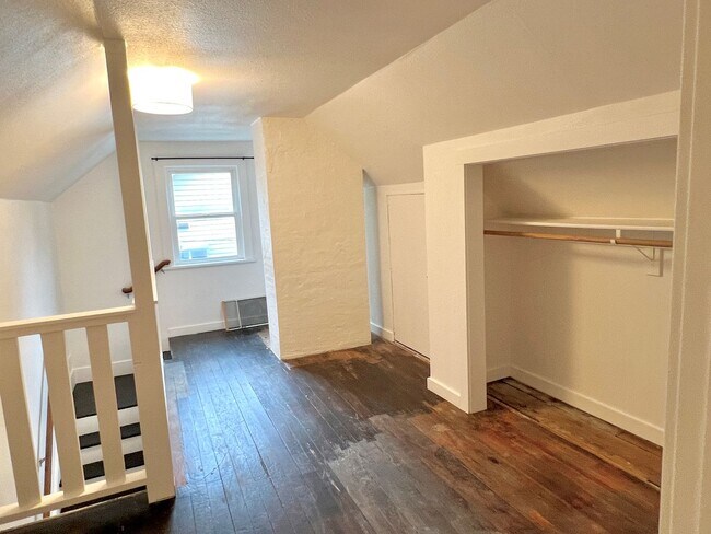 Building Photo - Newly Renovated Single-Family home located...