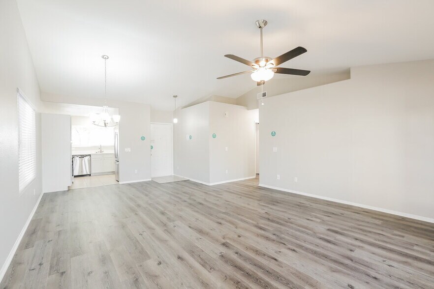 Building Photo - 16183 W Buchanan St