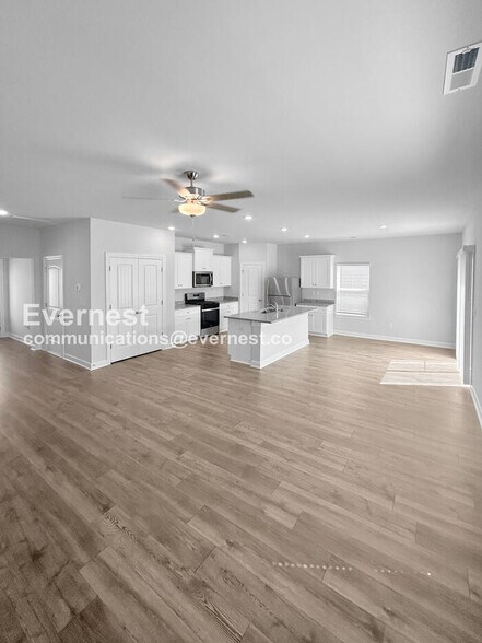 Building Photo - 2312 Valverde Wy