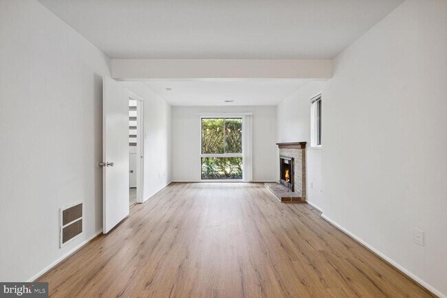 Building Photo - 11512 Alcinda Ln
