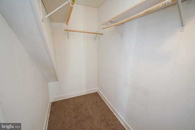 Building Photo - 303 E Main St