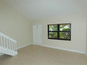 Building Photo - 1455 Holly Heights Dr