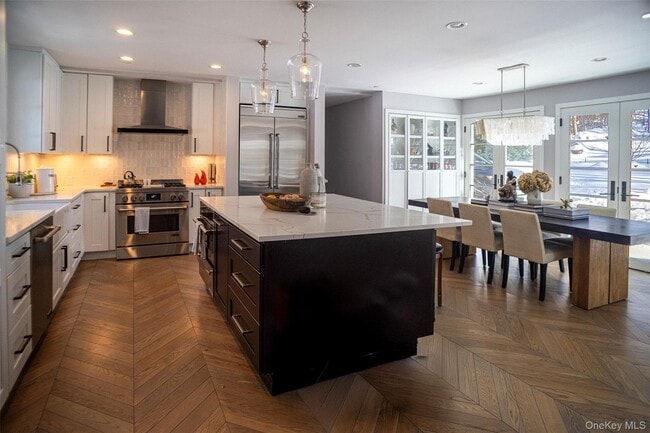 Building Photo - 1144 Post Rd