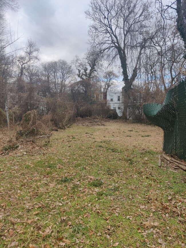 Building Photo - 355 E Upsal St