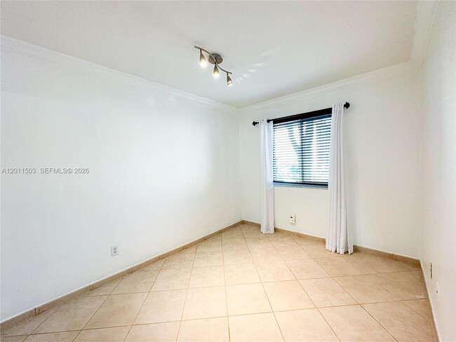Building Photo - 17272 SW 139th Ct