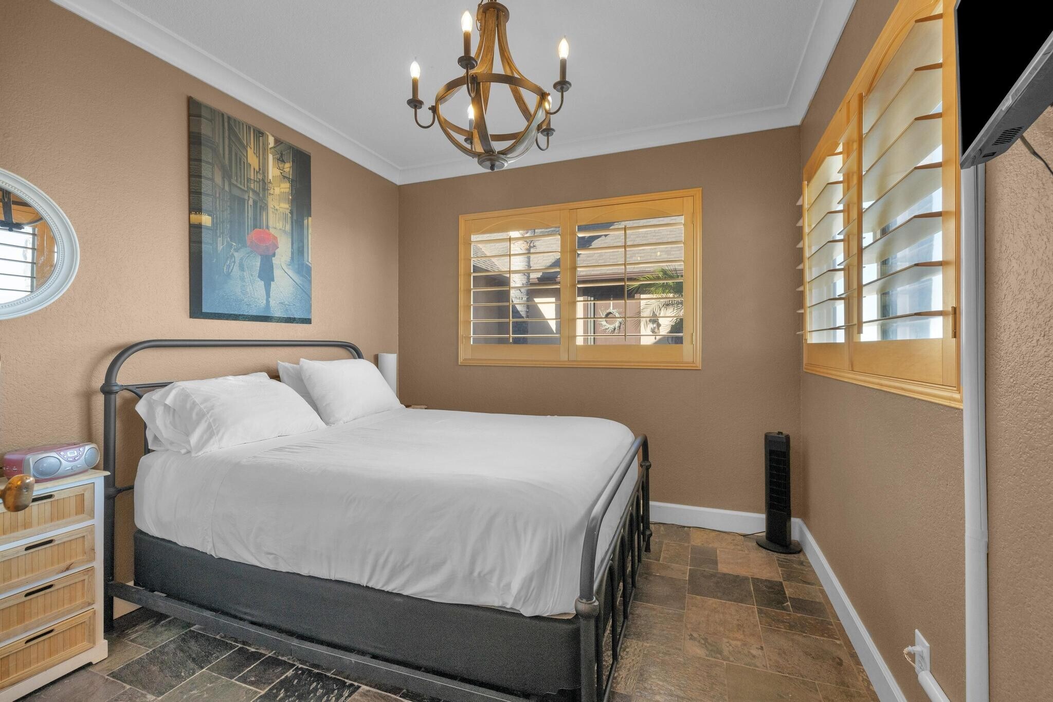 Bedoom 2 - 27495 Linnel Ln