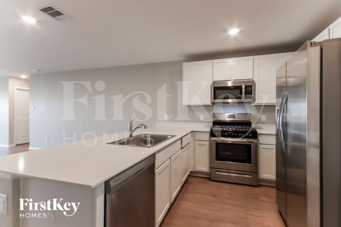 Building Photo - 9202 Burnet Flds Dr