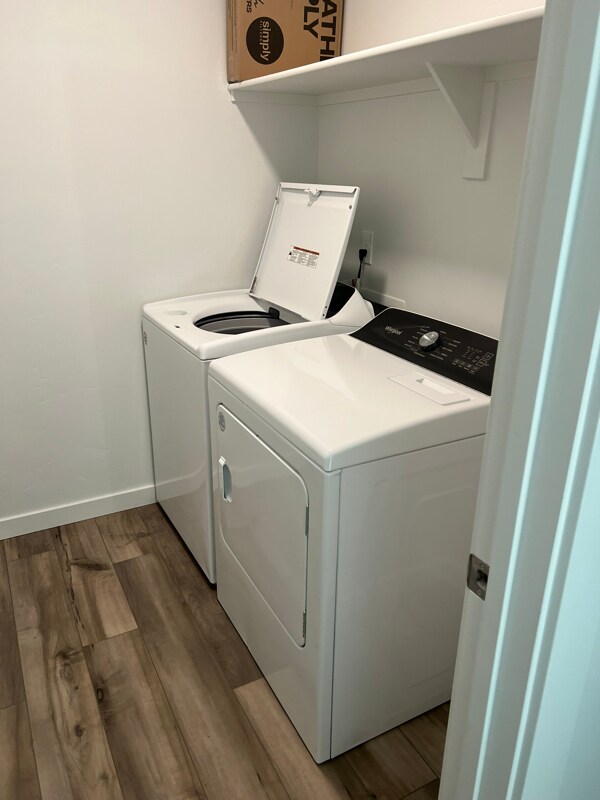 Building Photo - 11392 Barn Rnch St