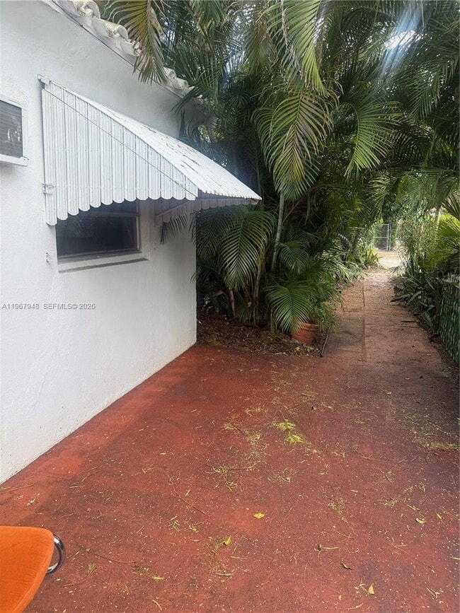 Building Photo - 2023 Taylor St