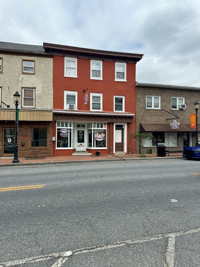 Primary Photo - Welcome to Smryna!