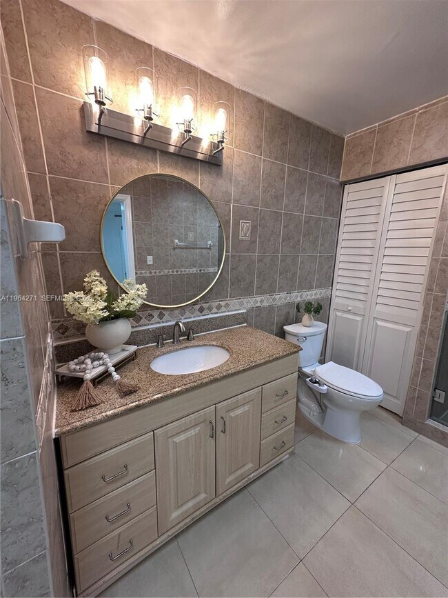 Building Photo - 30021 SW 160th Ave