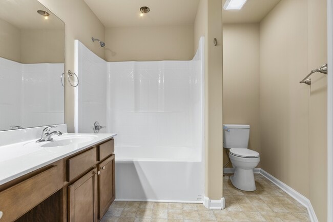 Building Photo - 3220 Sweet Clover Ln