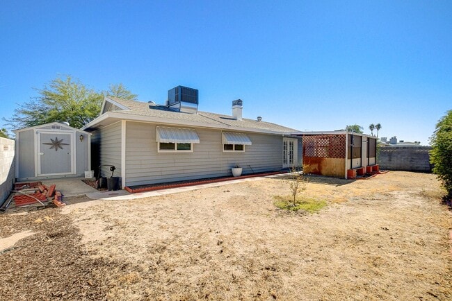 Building Photo - Charming Single-Story Home in Prime Northwest Location