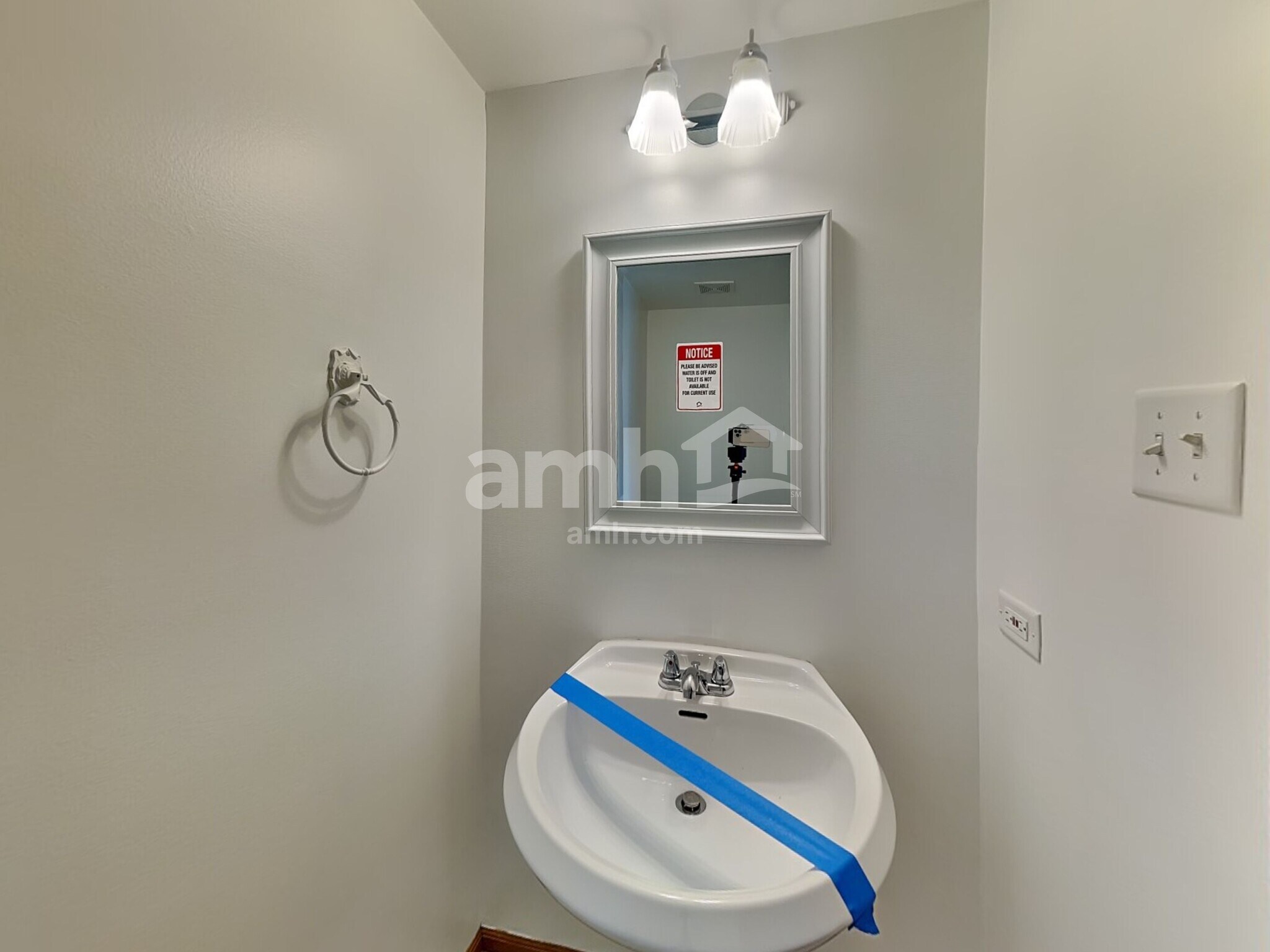 Building Photo - 6511 Benich Ln