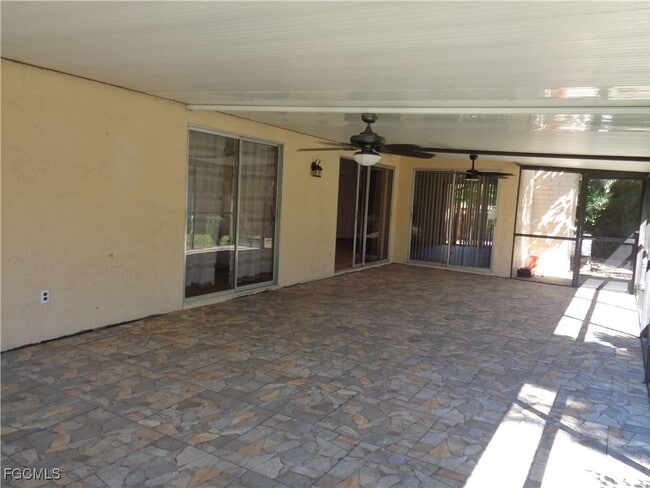 Building Photo - 6429 Royal Woods Dr