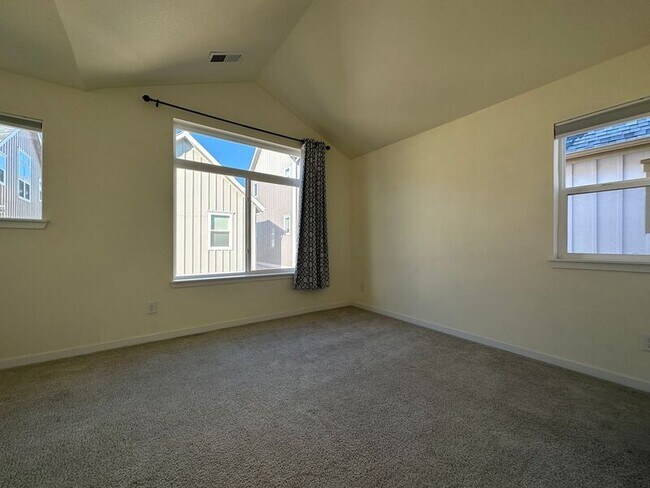 Building Photo - 2873 S Fox St