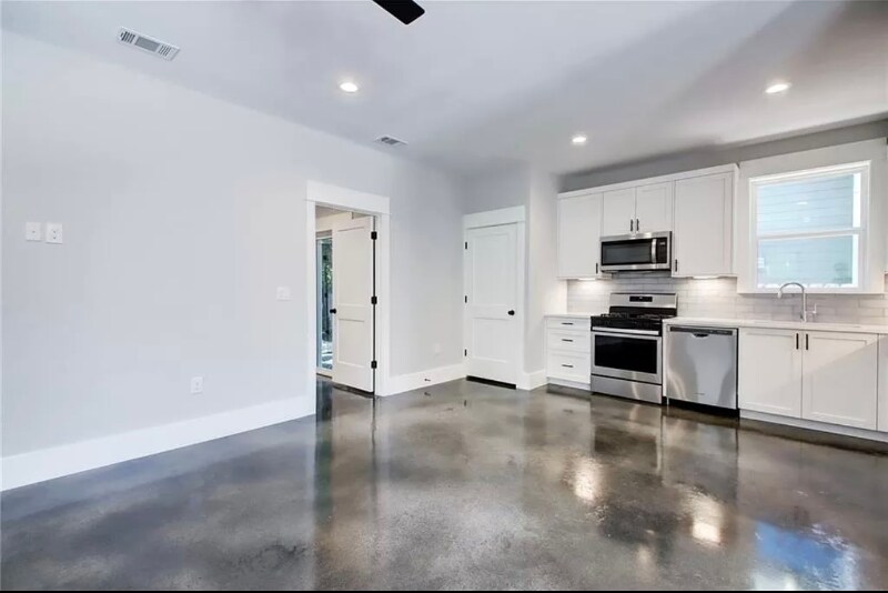 Building Photo - 902 Taulbee Ln