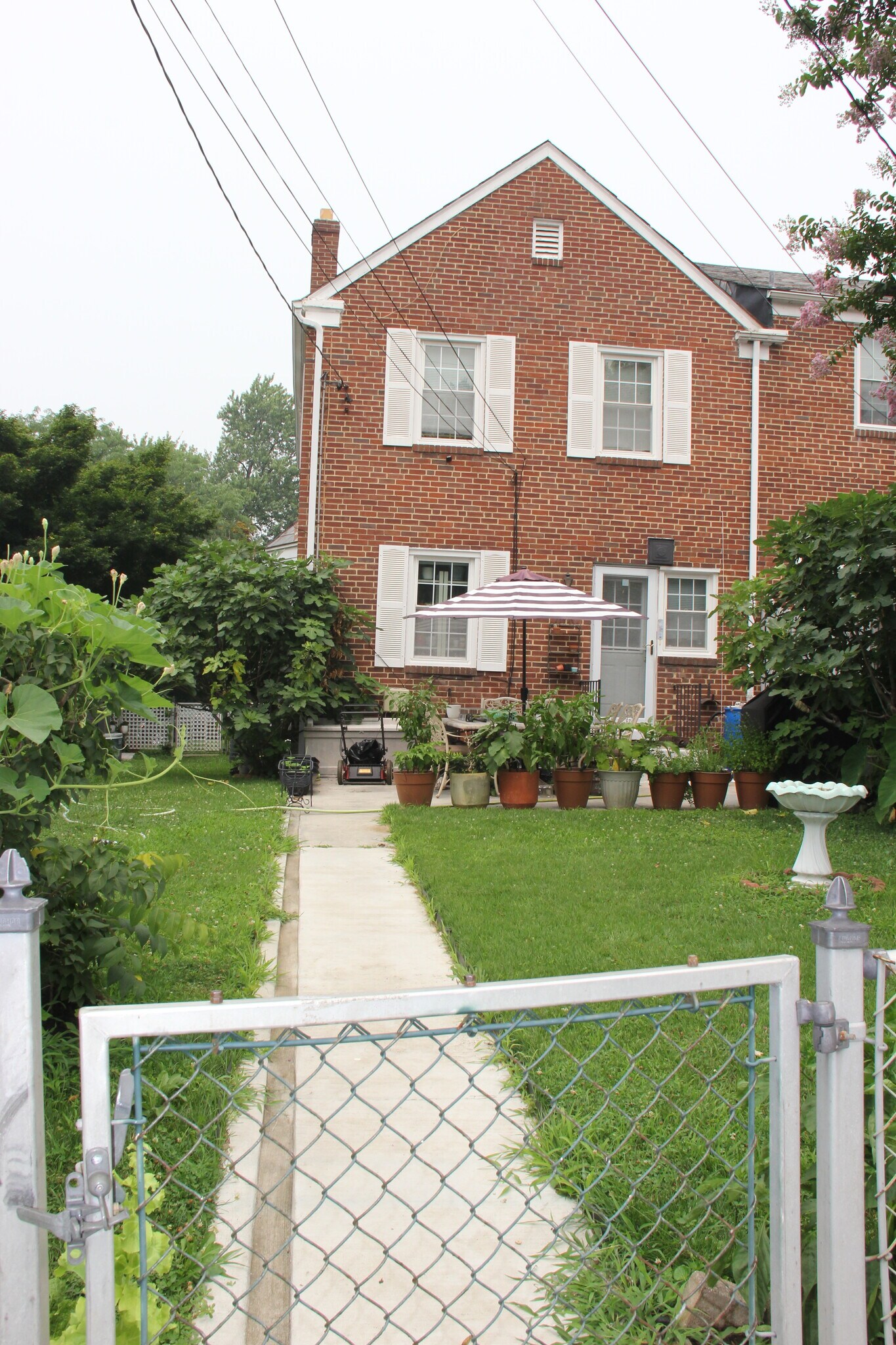 Building Photo - 209 Brandon Rd