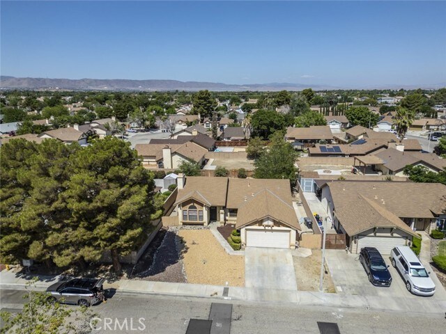Building Photo - 43111 Weyand Ct