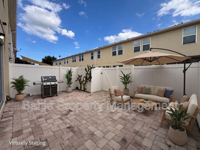 Building Photo - 5110 Adelaide Dr